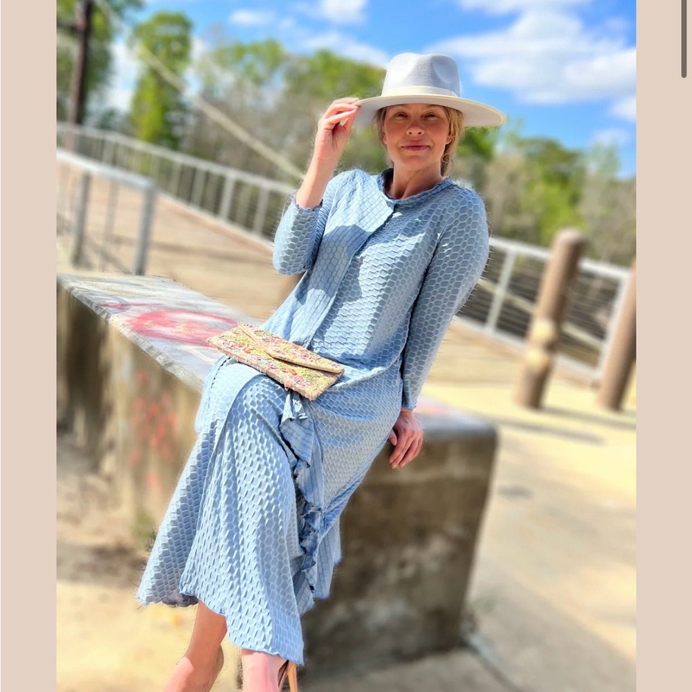 Chic Light Blue Long Sleeve Maxi Dress - Picture 2 of 3